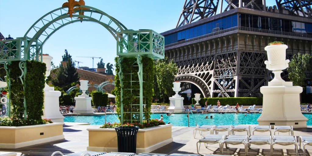 Paris Las Vegas Pool