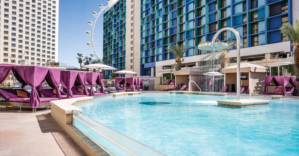 Harrah's Las Vegas Pool