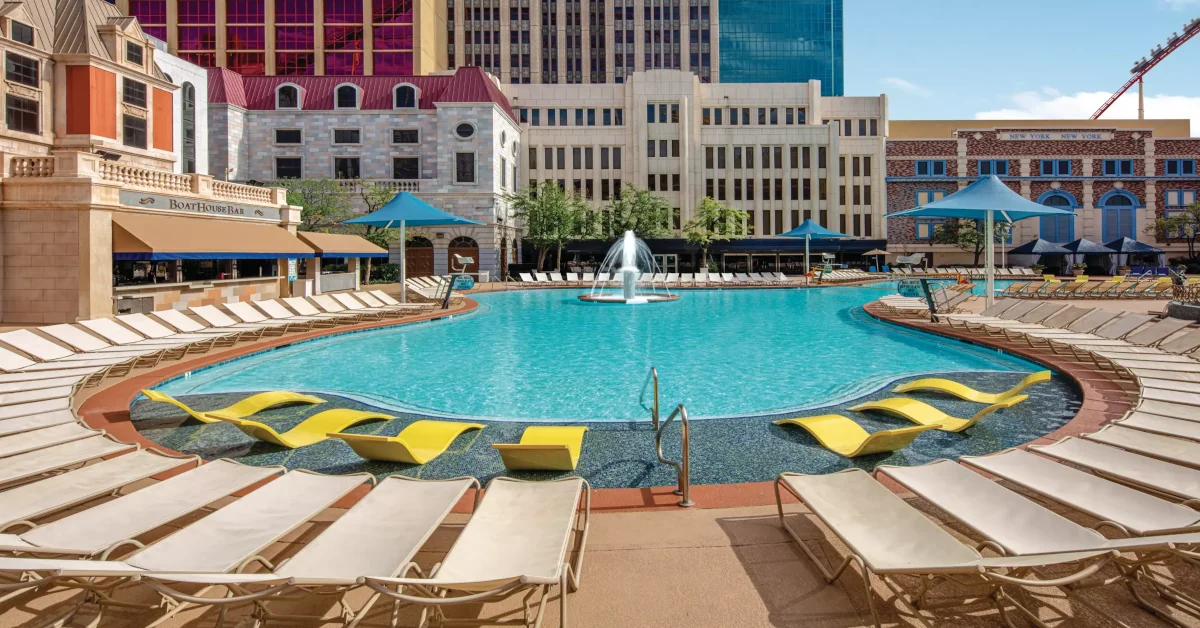 New York-New York Las Vegas Pools