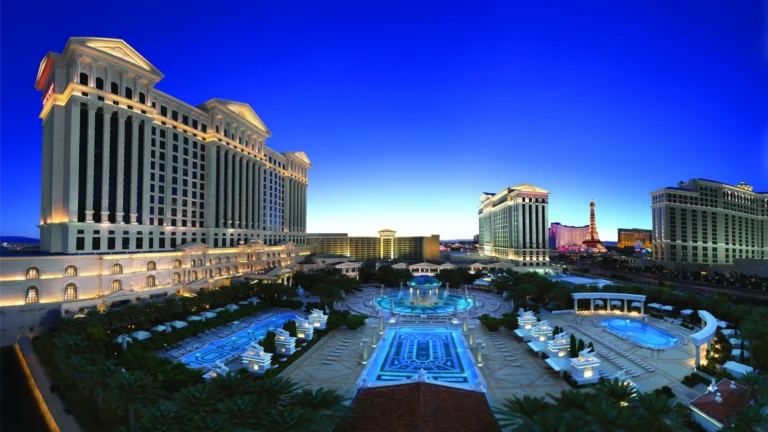 Caesars Palace Hotel Review: What to Expect Before You Book photo