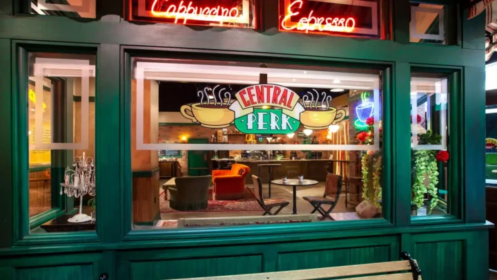 The Friends Experience